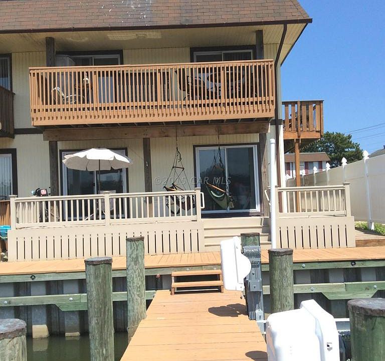 1st image of 105 Newport Bay Dr #C01