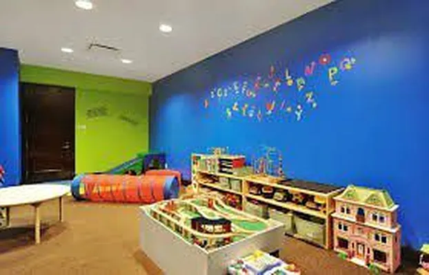 Rented by Level Group | media 12