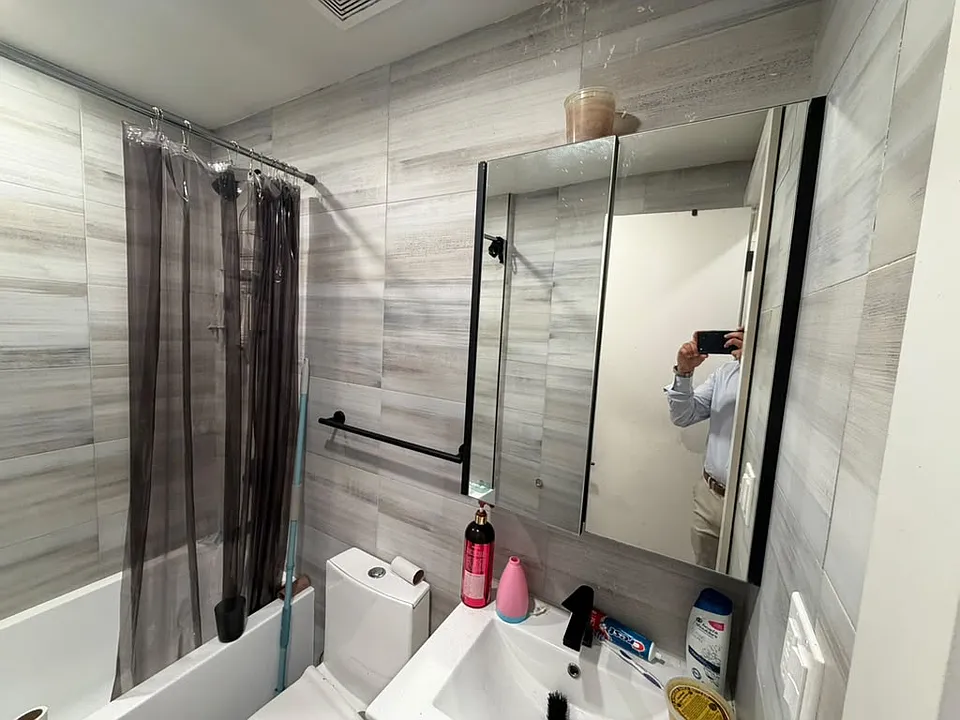 65 W 182nd St #2B