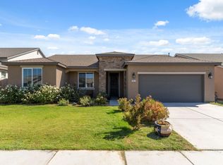 1857 S Red Rock Dr, Hanford, CA 93230