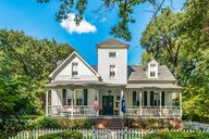 photo property thumbnail