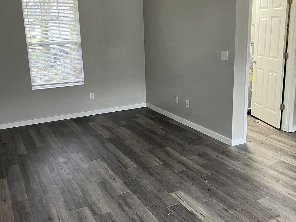1st image of 1009 N 7th St