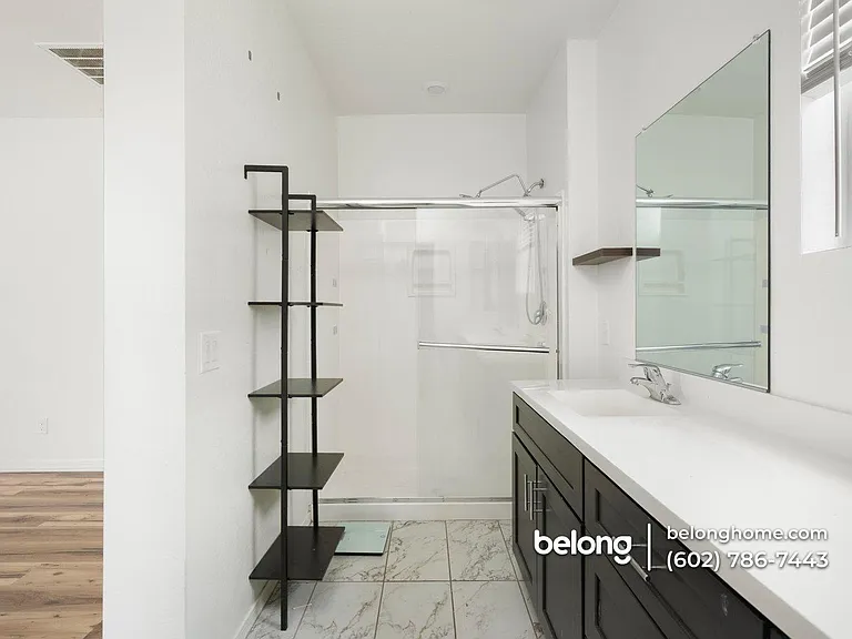221 E Balsam Dr — Photo 17