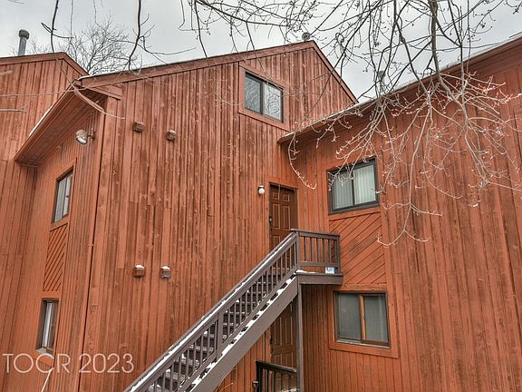 2nd image of 4 Winter Park Dr Unit 4