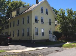 10 Devens St #2B, Greenfield, MA 01301