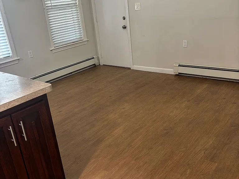 146-148 Oakside Ave #1 — Photo 13