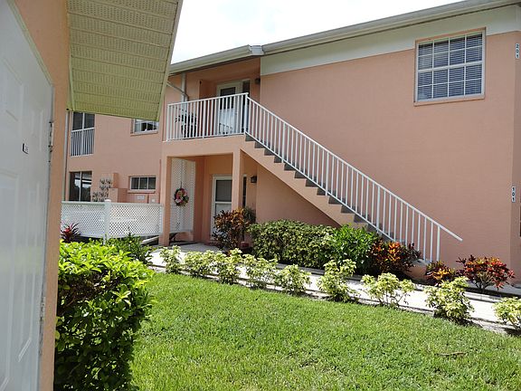 4th image of 19305 Water Oak Dr #B