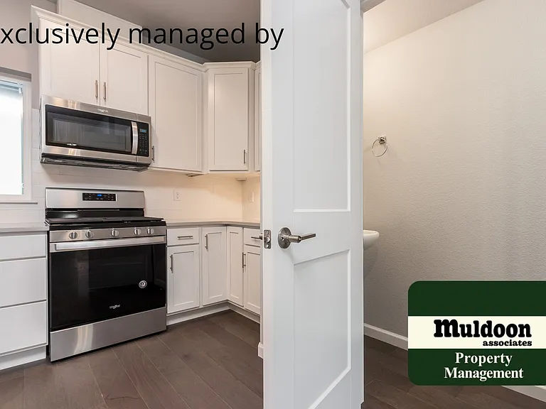 8 E Saint Elmo Ave — Photo 22