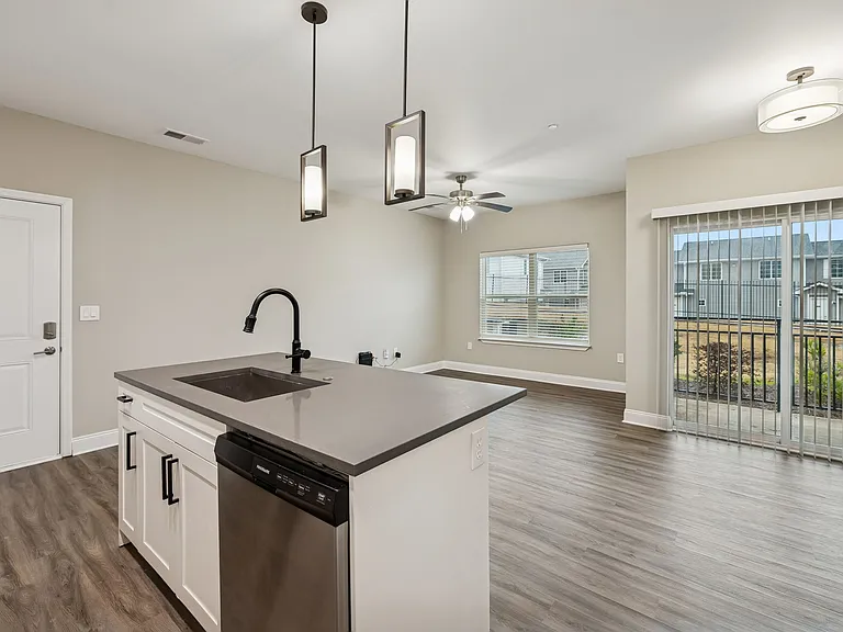 Zen Garden Apartments — Photo 81