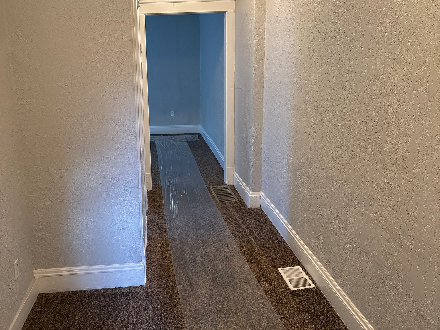 2 bed, 980 sqft, $925 — Photo 2