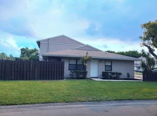 16258 Peach Way, Delray Beach, FL 33484