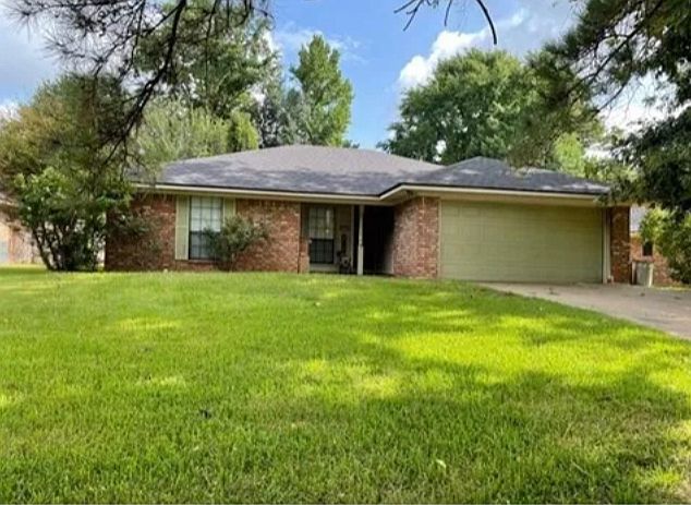1st image of 8925 Hollow Bluff Dr #5