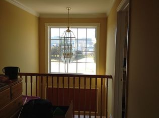 12 Walters Brook Dr, Bridgewater, NJ 08807