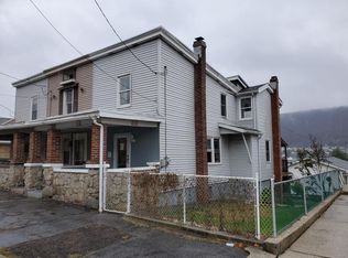 12 E Columbus Ave, Nesquehoning, PA 18240
