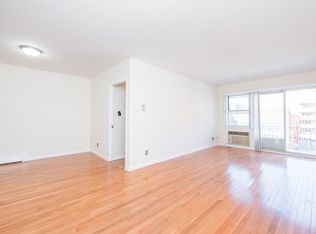 28-45 38th St #2B, Astoria, NY 11103