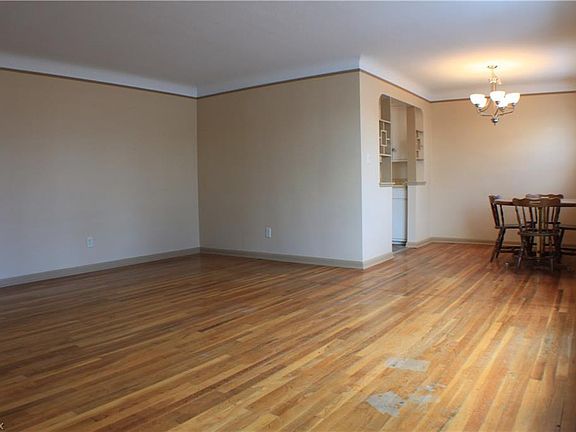 2nd image of 3415 Klusner Ave