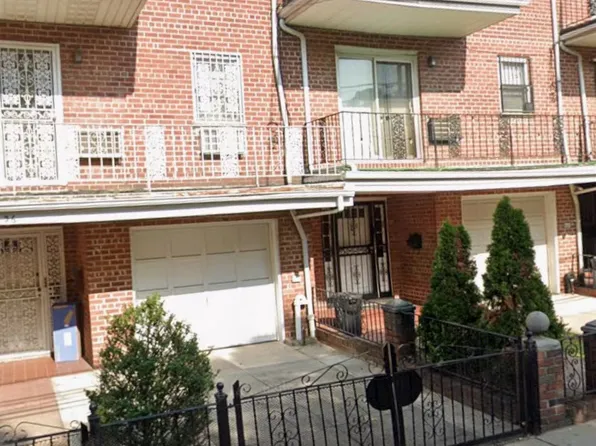 41-32 63rd St #2, Woodside, NY 11377