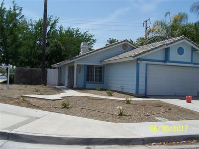 1090 Dolphin Dr, Perris, CA, 92571