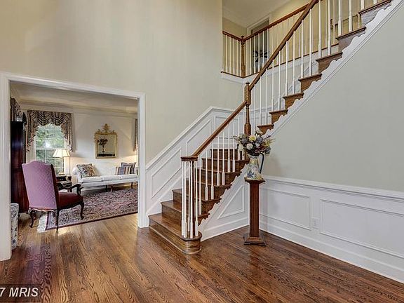 4th image of 12045 Great Elm Dr