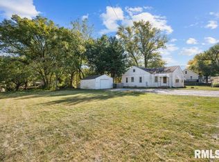 3400 18th St, East Moline, IL 61244