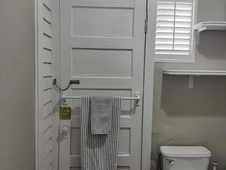 731 Kimbark St #2 — Photo 9