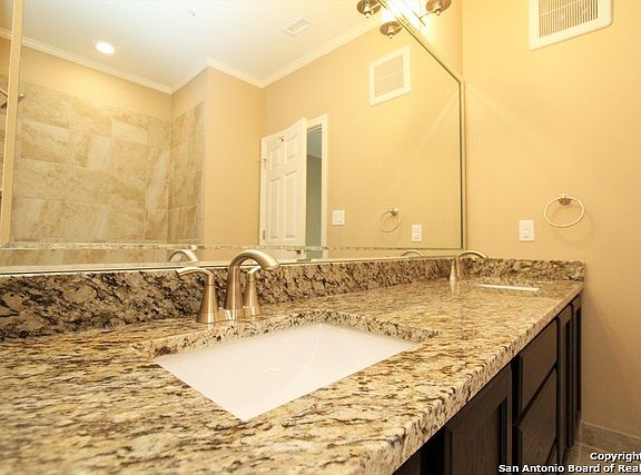 3rd image of 4847 Brandeis St #2104