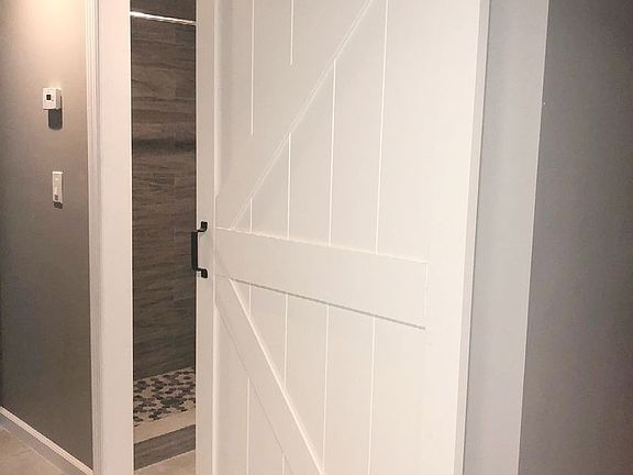 5th image of 26-33 14th St #1L