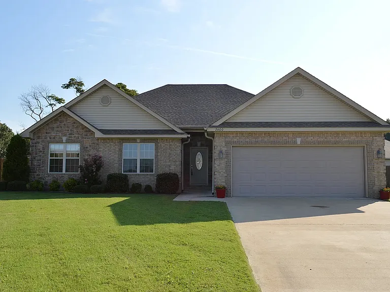 2600 Gallaway Cv — Photo 2