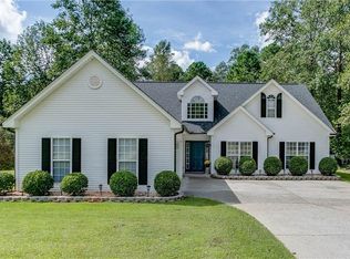 4046 River Elan Dr, Gainesville, GA 30507