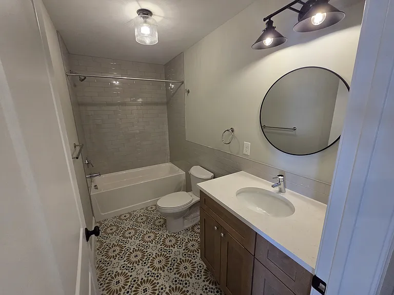 154 Oliver St #2 — Photo 17