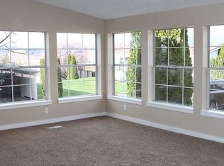 756 SW Crestview Way, Troutdale, OR 97060