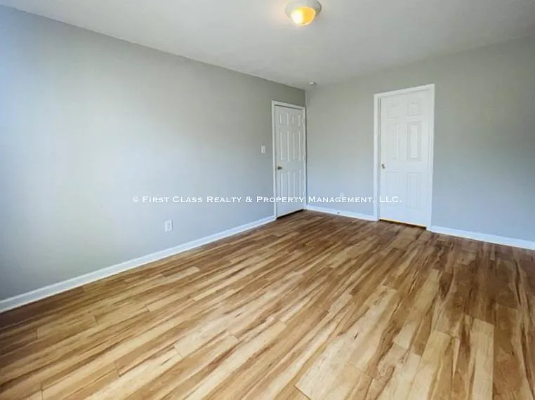 5435 Eneida Sue Dr — Photo 8