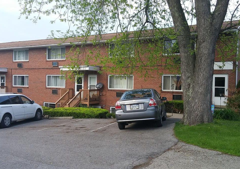 Welcome to 900 Seneca Ct the Greenock Manor Apartments! 1 & 2 Bedrooms available.