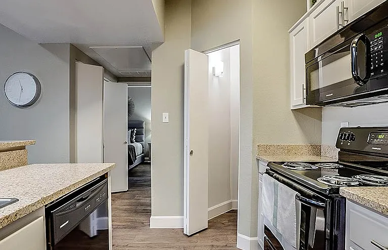 The Fairways at San Marcos Apartments — Photo 8