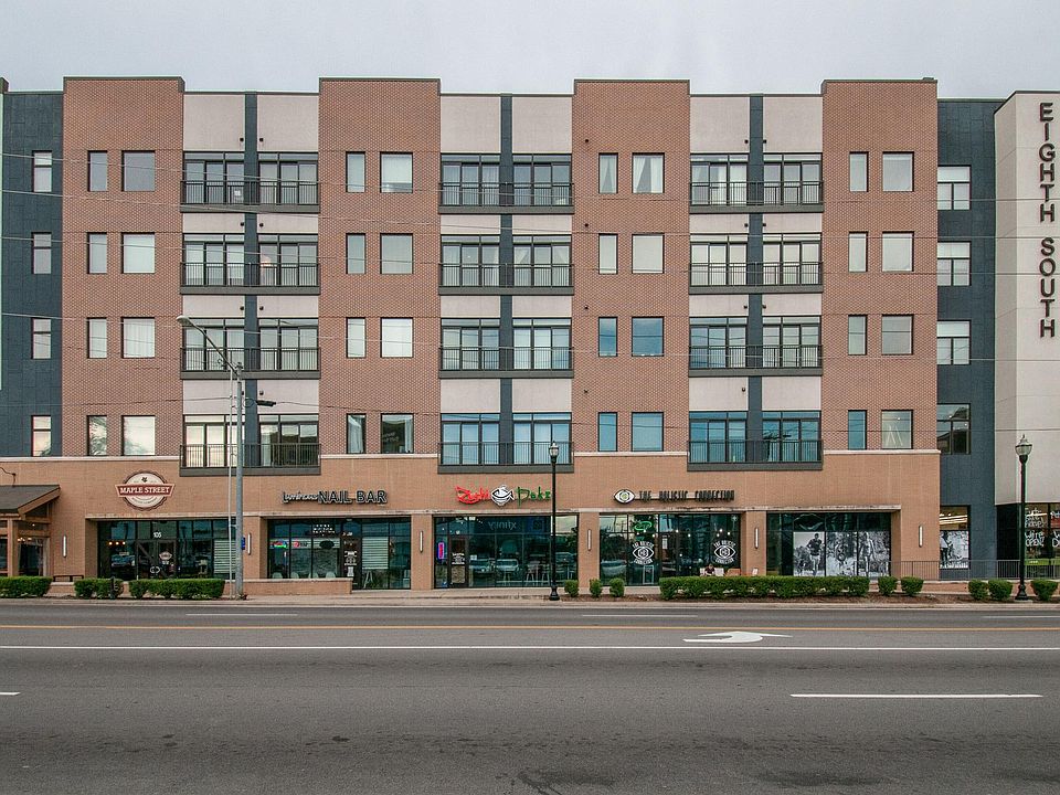 Dining, retail and pet shop all located on 1st floor of building complex.