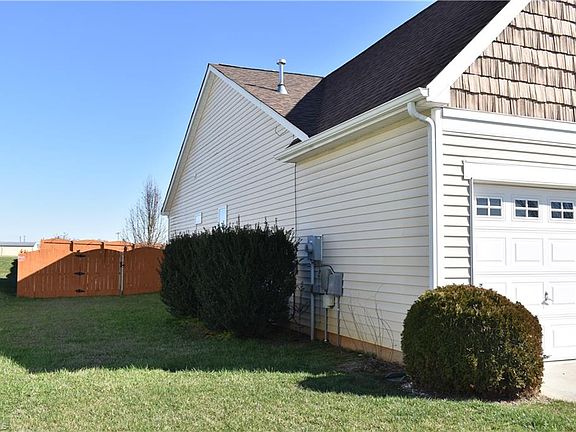 3rd image of 918 Leach Ave