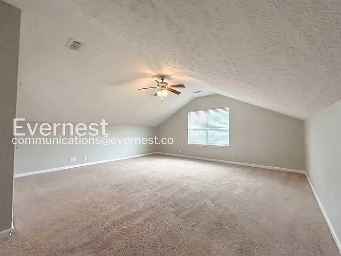 5247 Seward Crossing Blvd — Photo 10