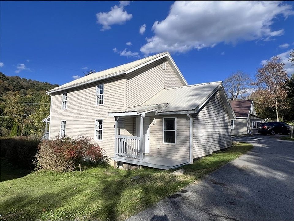 1st image of 160 Mitchell Rd