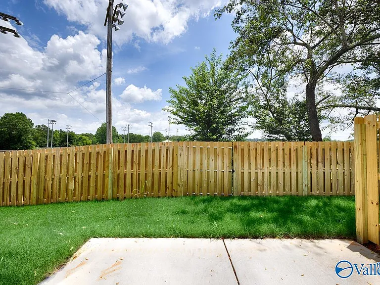 4121 Hudson Ct — Photo 22