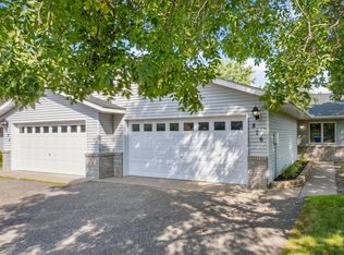 826 Oak Ct, Osceola, WI 54020