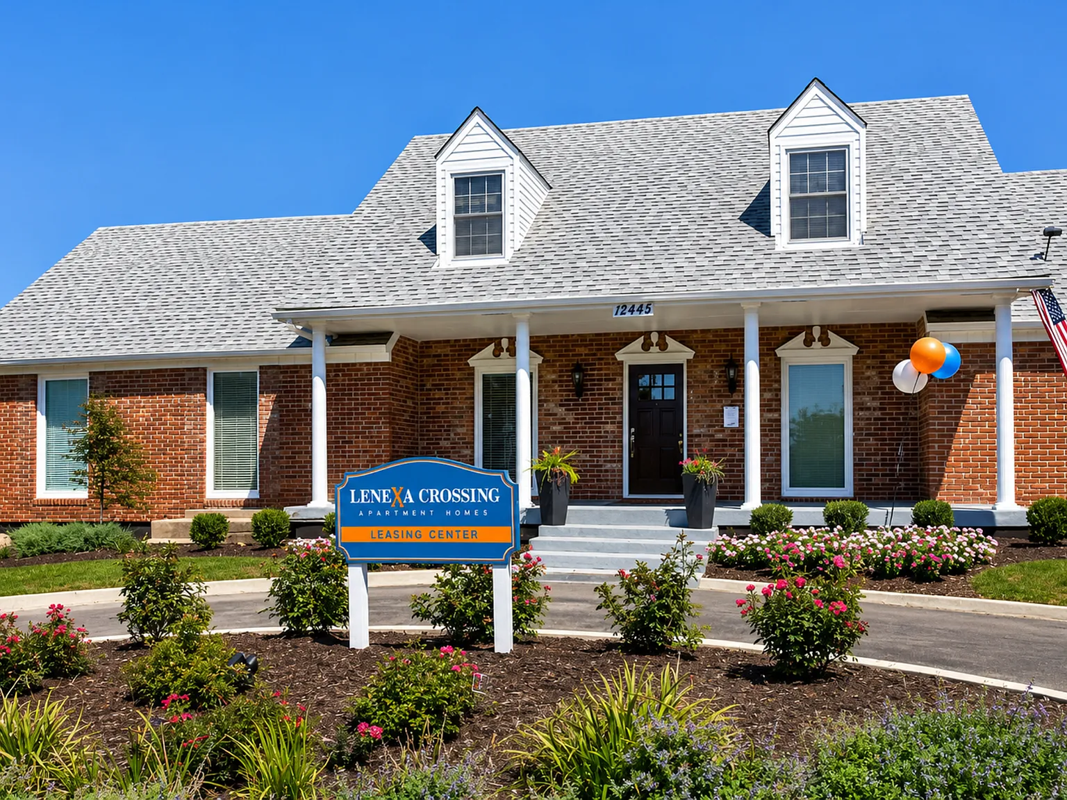 Lenexa Crossing Apartments — Photo 1