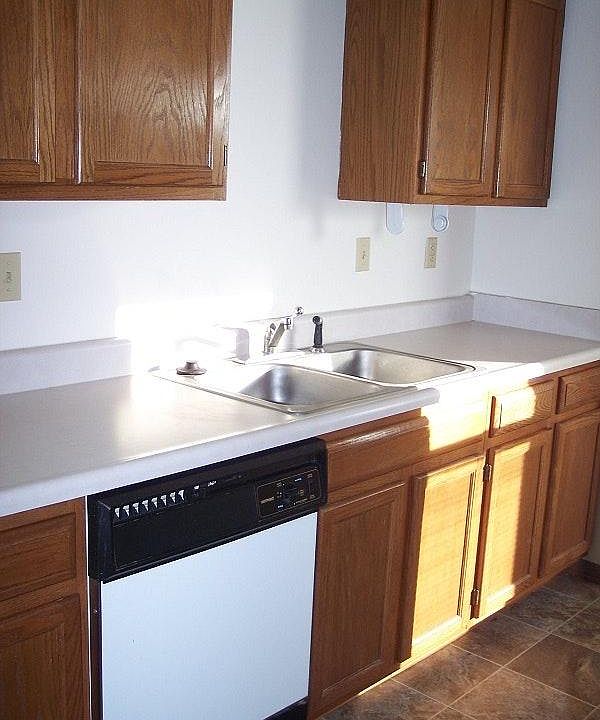 KITCHEN VIEW 2