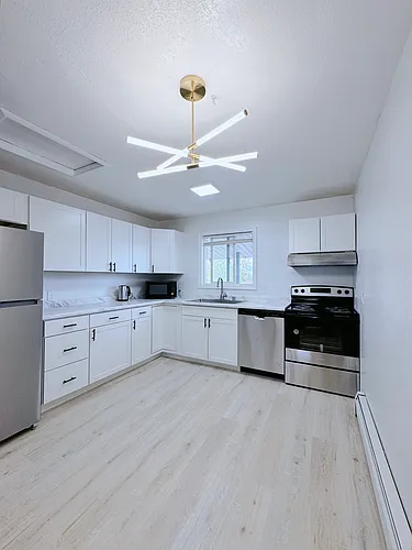 1703 McKinley Ave Photo 1