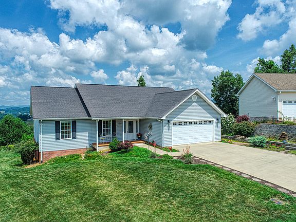 2nd image of 2310 Serenity Ct