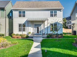 1044 Treaty Oaks Dr, Nashville, TN 37209