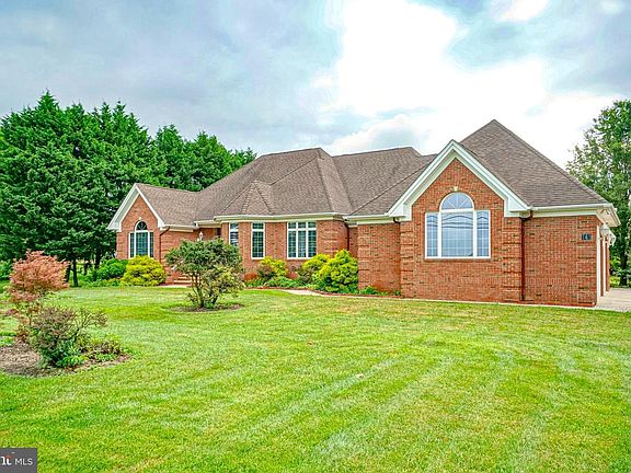 4th image of 741 Barnsboro Rd