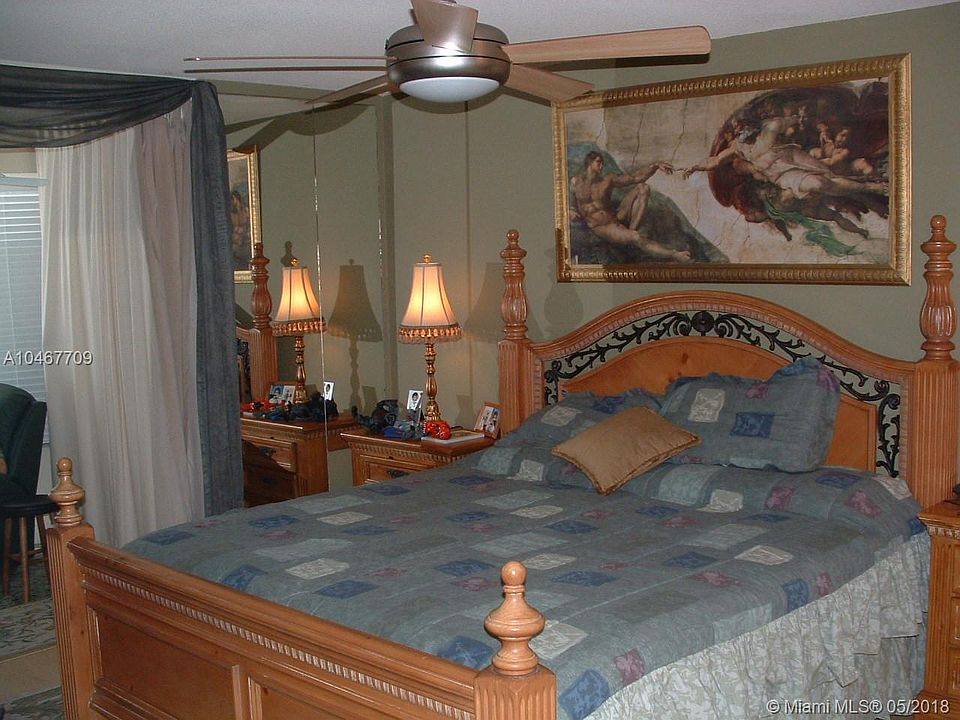 1st image of 1150 NE 191st St #48-C