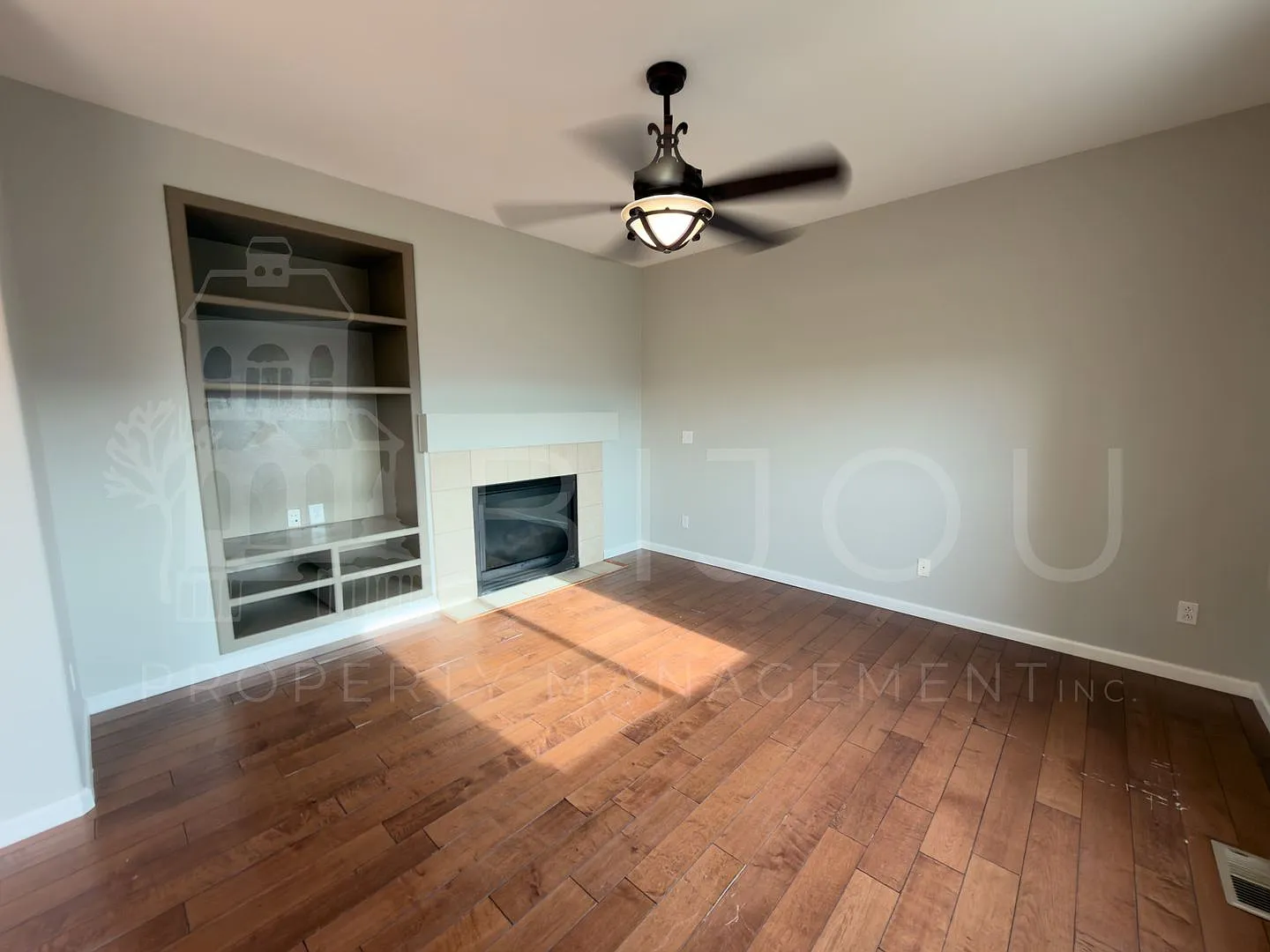 Springs Ranch Home — Photo 4