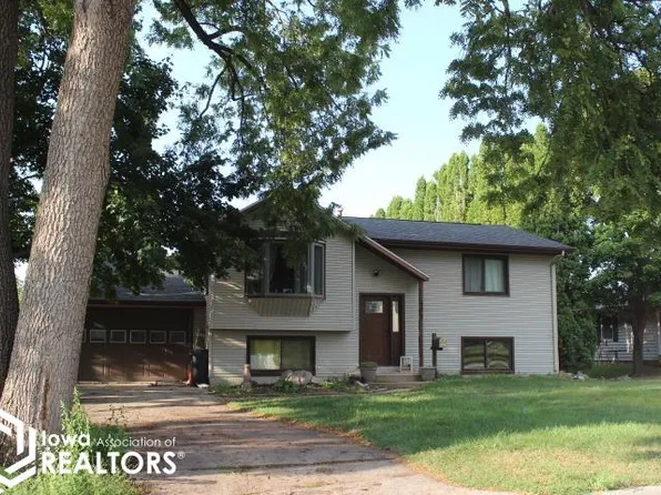 509 7th Ave, Ackley, IA 50601
