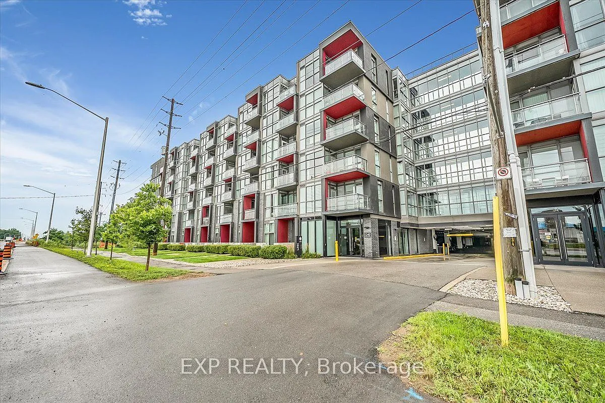 1 bed, $2,000 — Photo 1